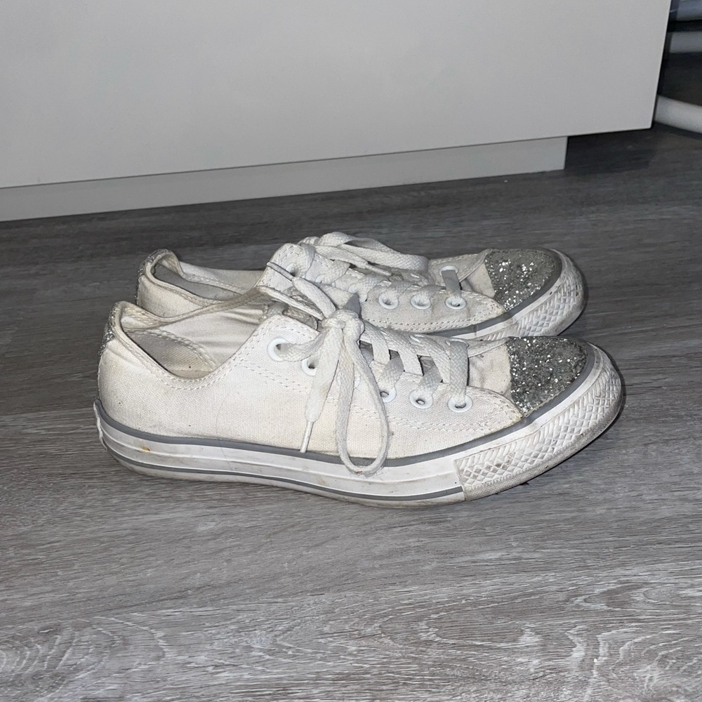 White/ silver converse